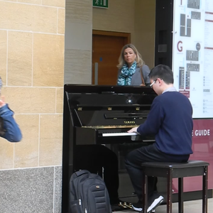 国产av激情演绎
